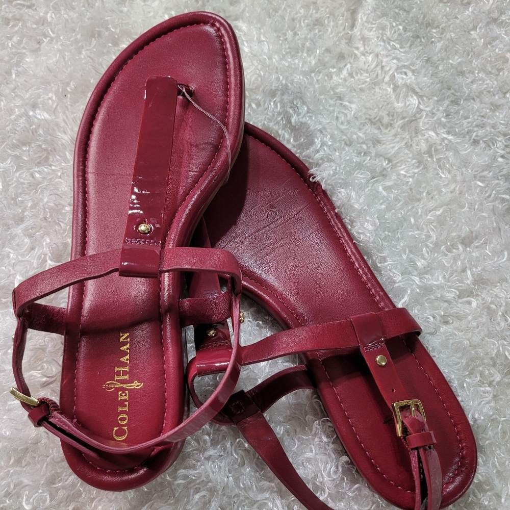 Sandals - Picture 7 of 8